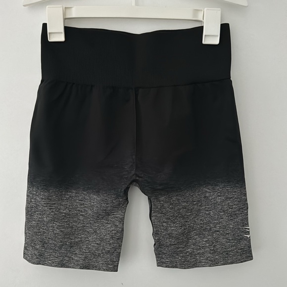 Gymshark workout shorts - Picture 2 of 2